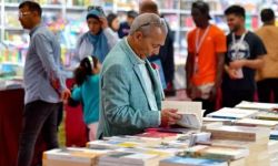 تونس: إطلاق أول معرض دوري للكتاب تحت شعار "اقرأ لتبني"